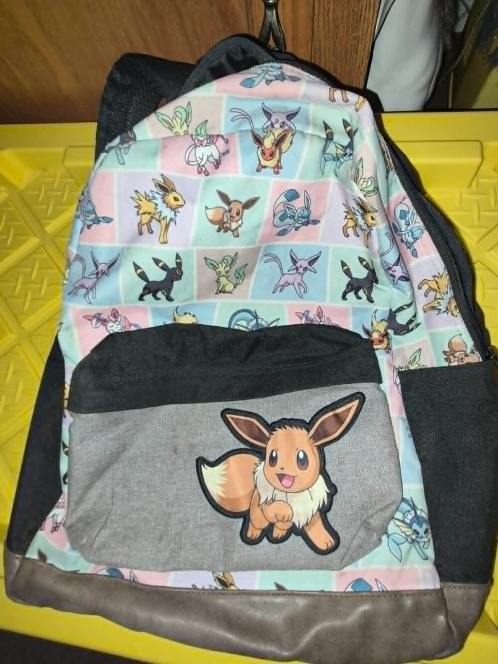Bioworld Pokémon Eevee Evolutions Backpack